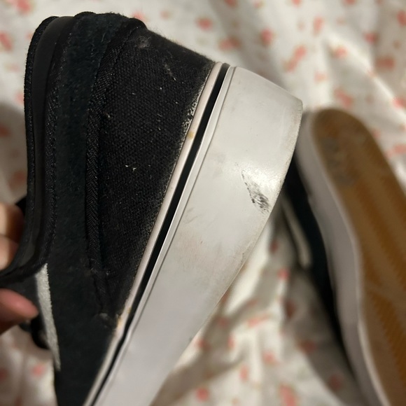 Nike black and white skate shoes - Picture 4 of 6